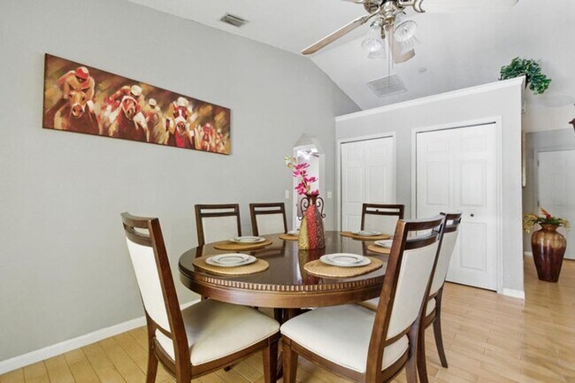 Building Photo - 14846 61st Ct N