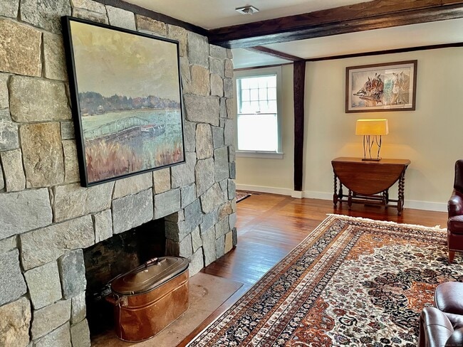 Building Photo - 36 Orchard St