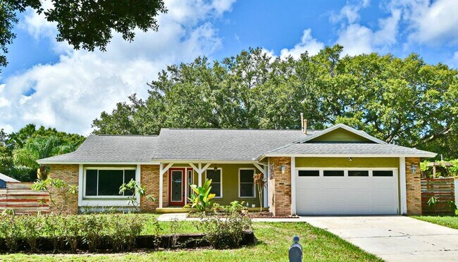 Building Photo - 8924 Angelica Dr