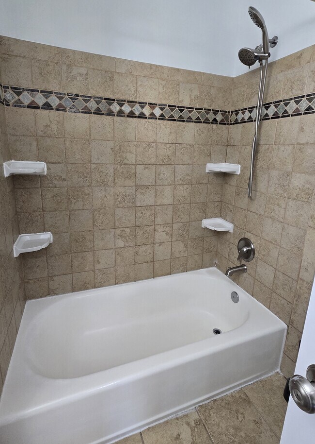 Building Photo - 6157 Green Hollow Ct