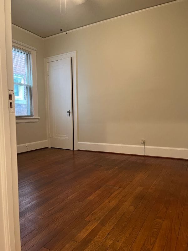 Building Photo - 1258 Lakepointe St
