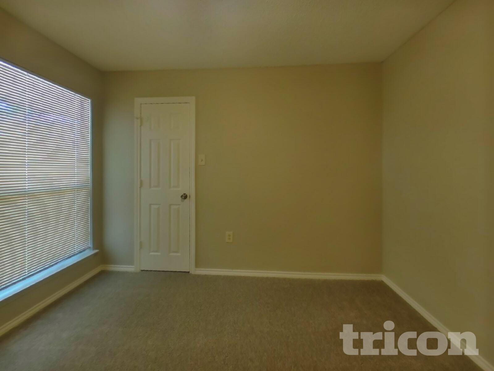 Building Photo - 934 Robinwood Dr