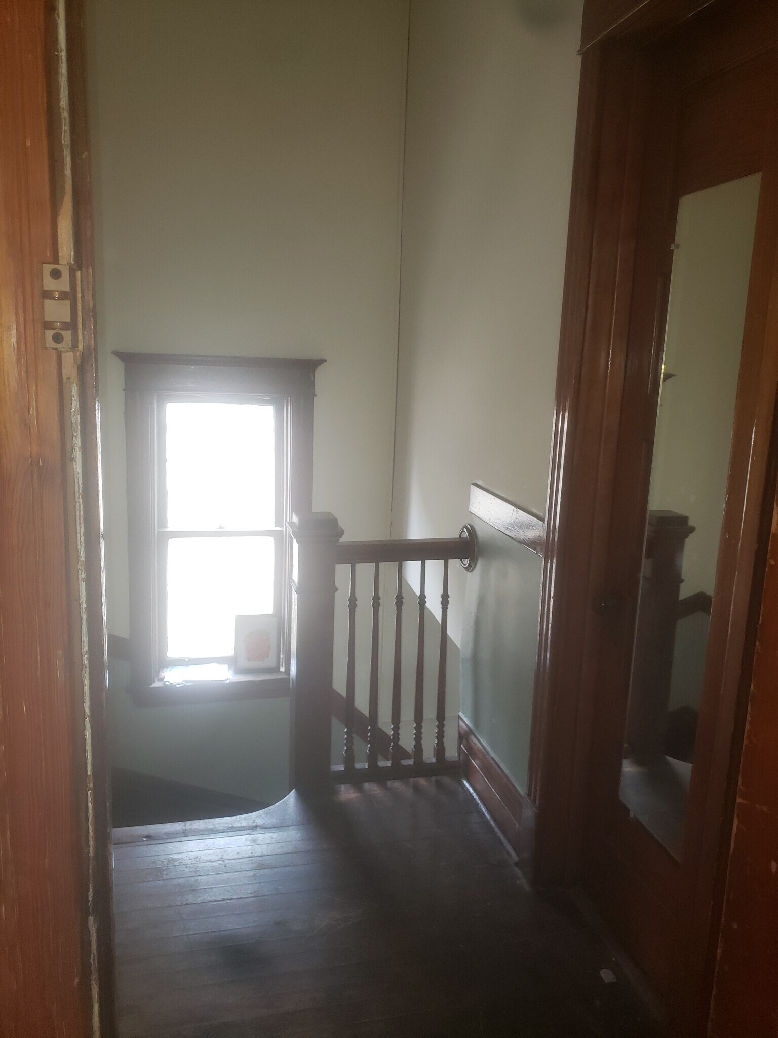 Building Photo - 5142 N Paulina St