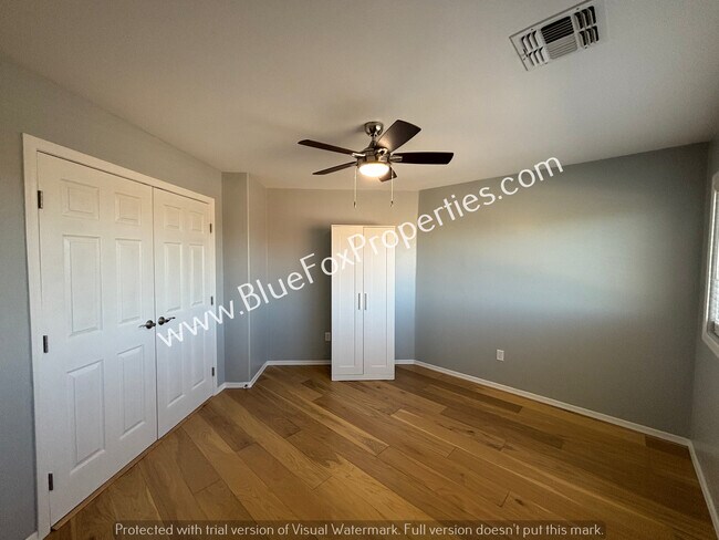Building Photo - 4223 S Amber Rock Ave