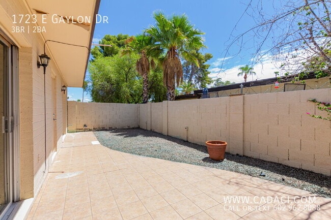 Building Photo - 1723 E Gaylon Dr