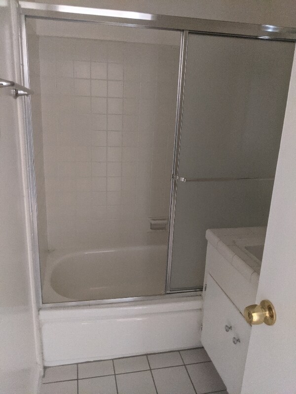 Building Photo - 6650 Beck Ave