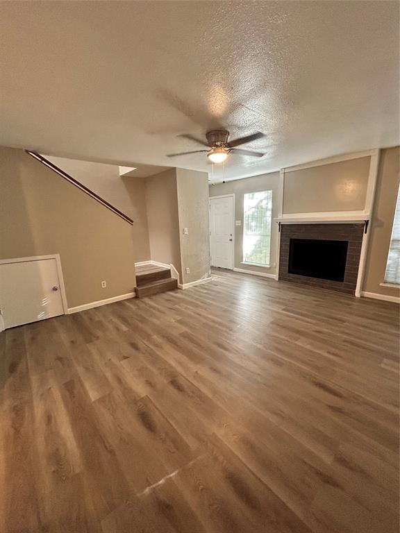 Building Photo - 3901 Woodchase Dr