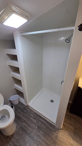 Building Photo - 7896 Elderberry Cir