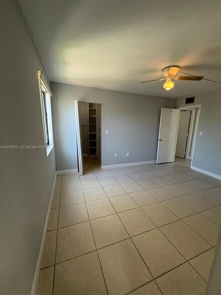 Building Photo - 10292 NW 9th Street Cir