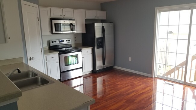 Kitchen - 6306 Marsh Wren Drive