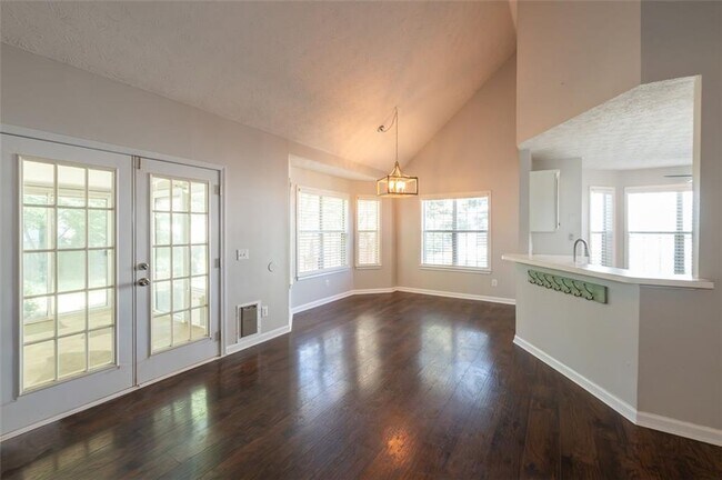 Building Photo - 2638 English Oaks Ln NW