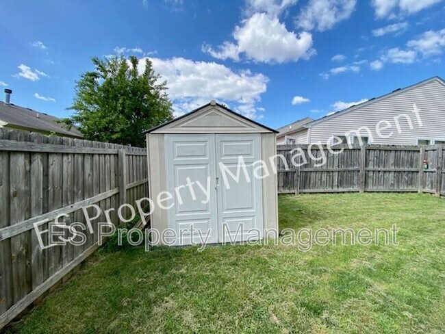 Building Photo - 2180 Shadowbrook Dr