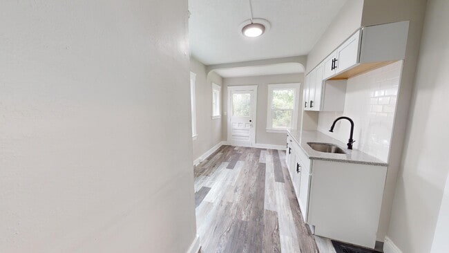 Building Photo - Brooklyn Centre - 3 Bedroom Single Family ...