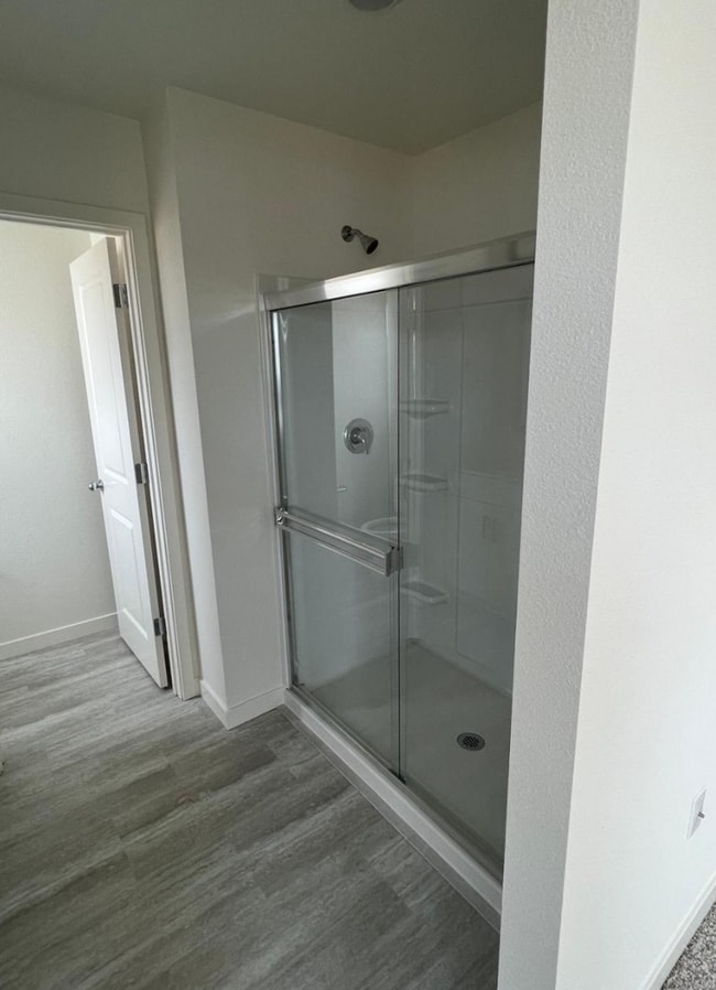 Building Photo - BRAND NEW (Roseville) 3/2.5!  I'm Beautifu...
