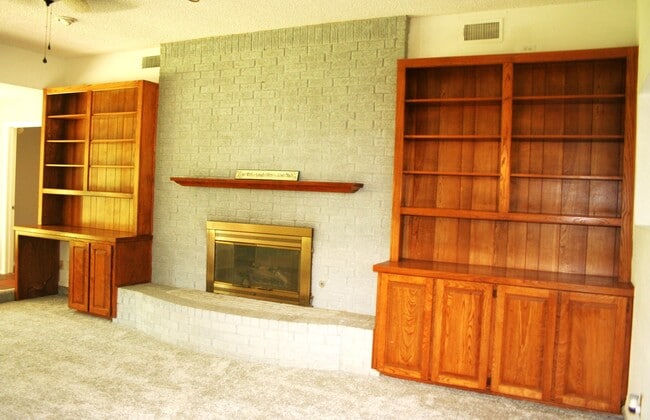 Building Photo - 603 Bent Tree Ct