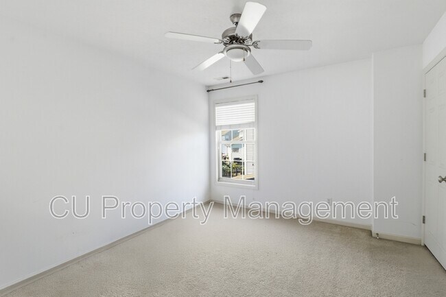 Building Photo - 3921 Trailway Dr