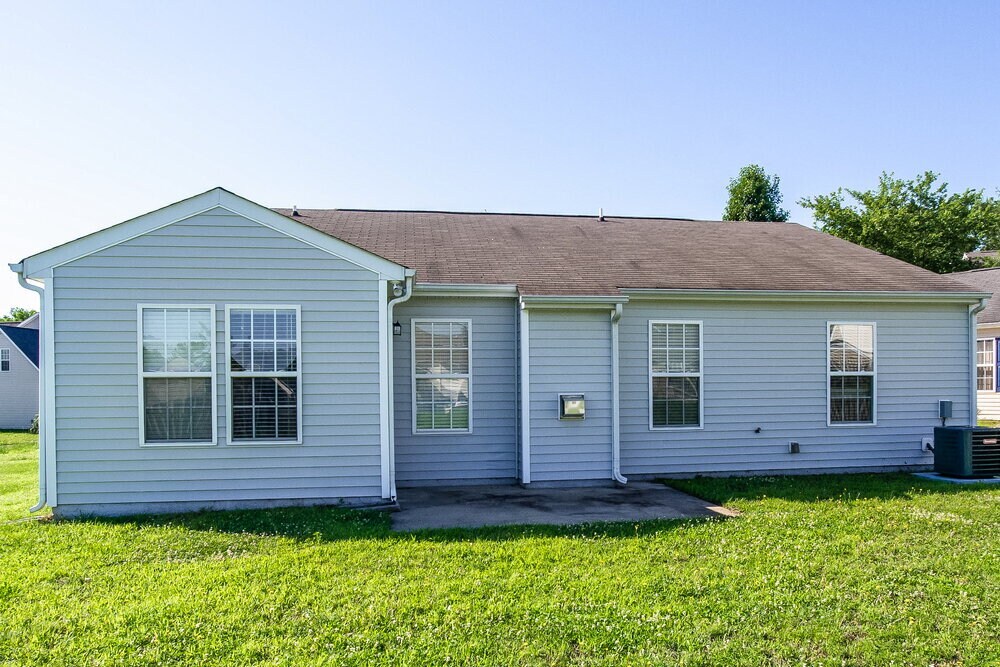 Building Photo - 13115 Ambrosia St