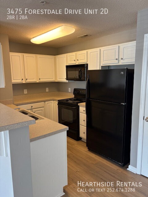 Building Photo - 3475 Forestdale Dr