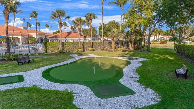 Building Photo - 15465 Lake Magnolia Pl