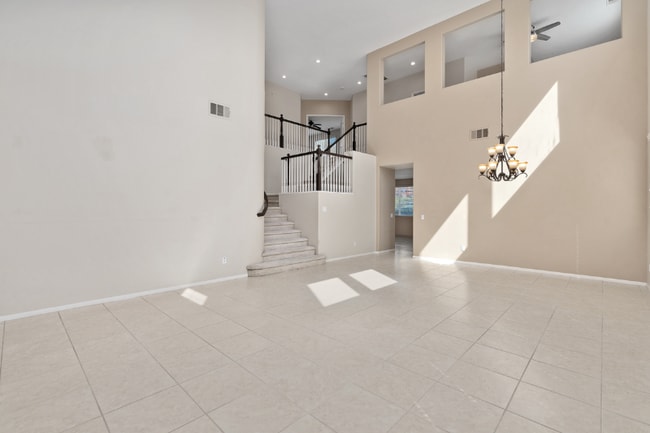 Building Photo - 35848 Nonnie Dr