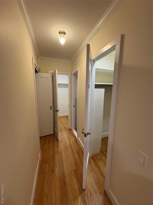 Building Photo - 300 Martine Ave