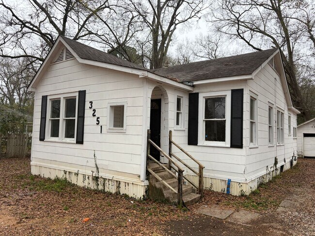 Building Photo - Gorgeous 2 Bedroom Home in Sunset Acres