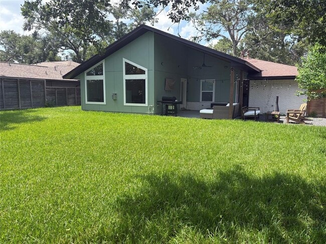 Building Photo - 6407 Woodbrook Ln