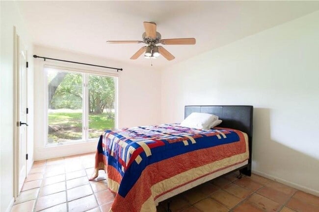 Building Photo - 10506 D-K Ranch Rd