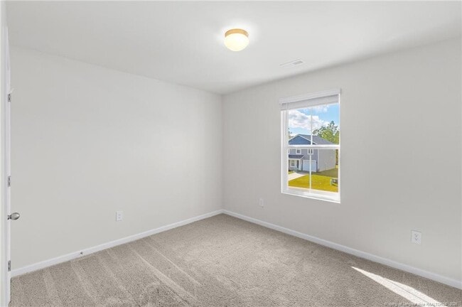 Building Photo - 129 Chinook Ln