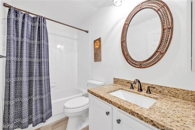 Building Photo - 8924 Ventura Way