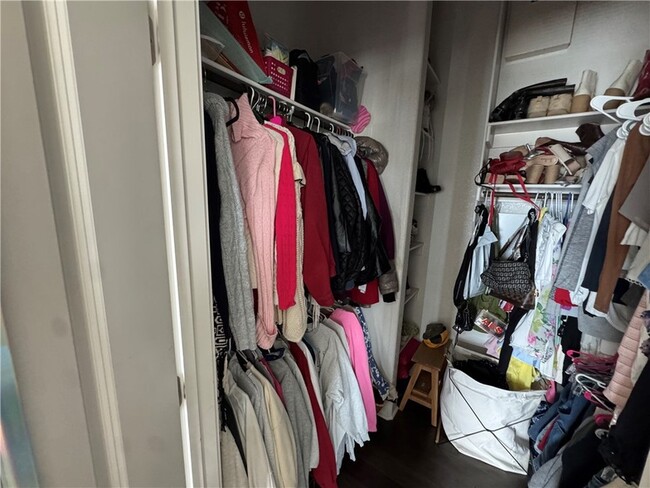 Building Photo - 1695 Nettleship St