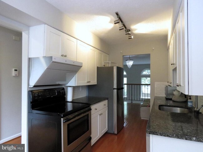 Building Photo - 13945 Big Yankee Ln