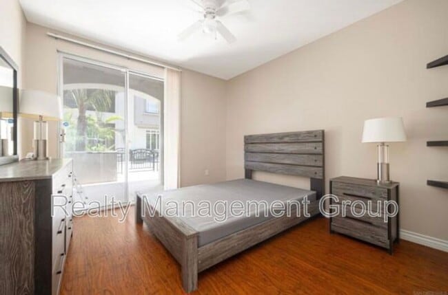 Building Photo - 9253 Regents Rd