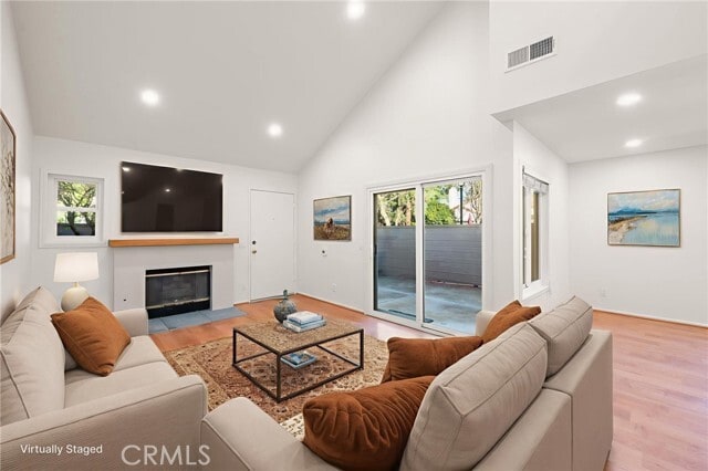 Building Photo - 1135 Via Colinas