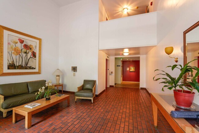 Building Photo - 2 Bedroom unit in Los Angeles