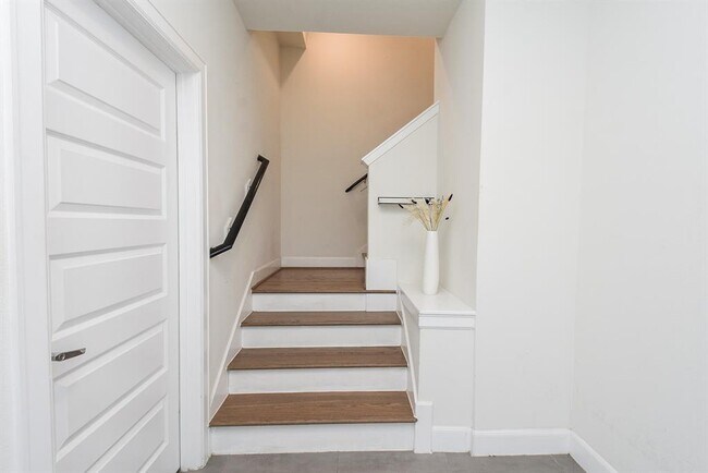 Building Photo - 2703 Eado Edge Ct