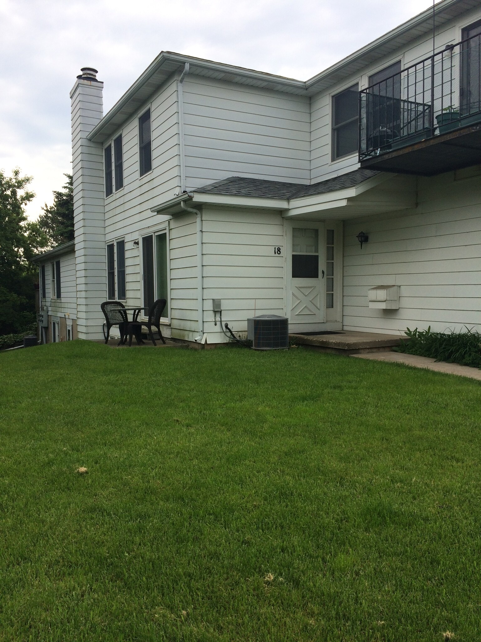 Building Photo - 18 Mesa Verde Ct