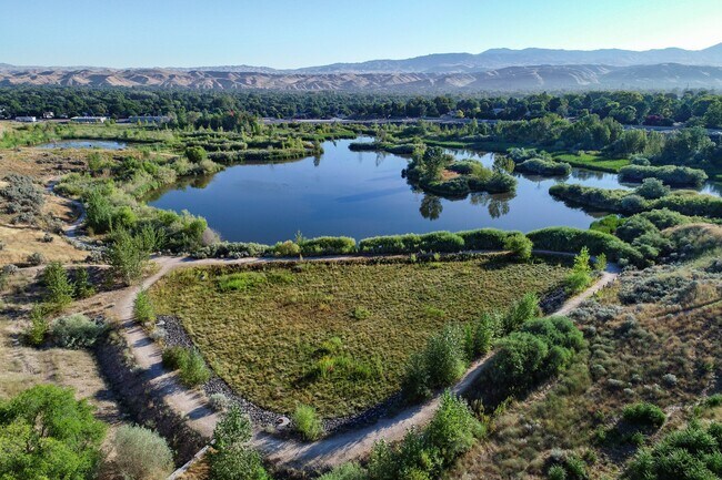 Building Photo - 6883 W Parapet Ct