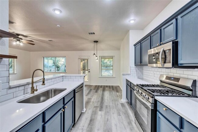 Building Photo - 3438 Flowstone Ln