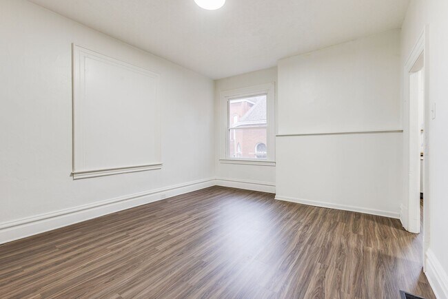 Building Photo - 70 Millbridge St