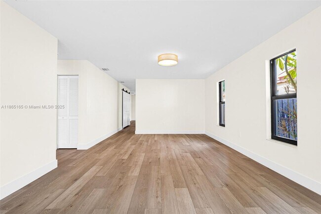 Building Photo - 136 NW 53rd St