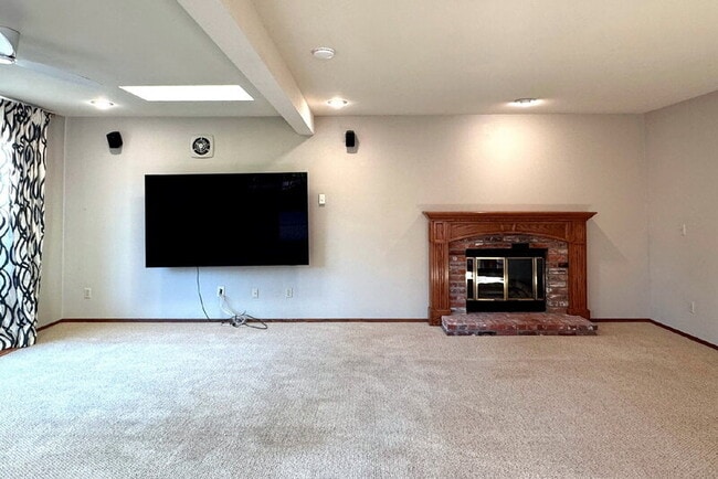 Building Photo - 12941 NE 71st St