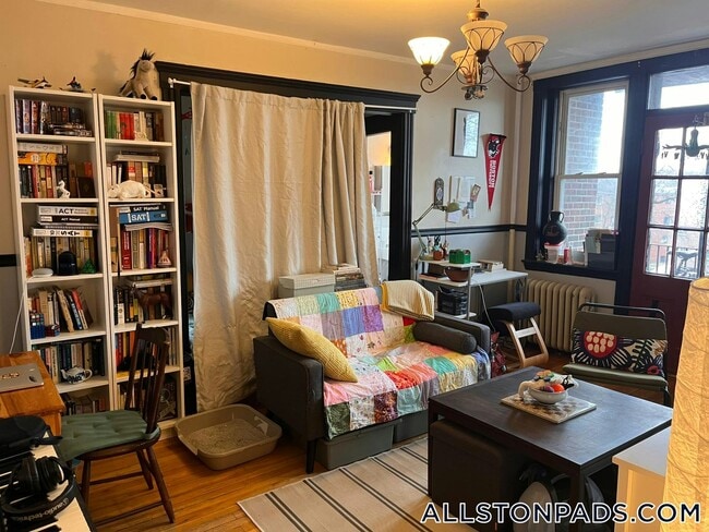 Building Photo - 28 Quint Ave