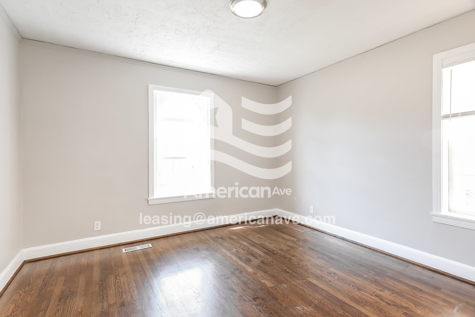 Building Photo - 1600 4th Terrace W