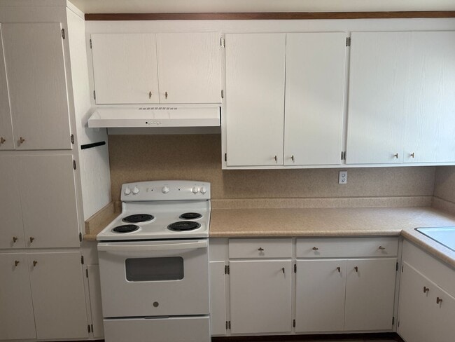 Building Photo - Renovated 3 Bedroom One Story *Vacaville *Pets Negotiable
