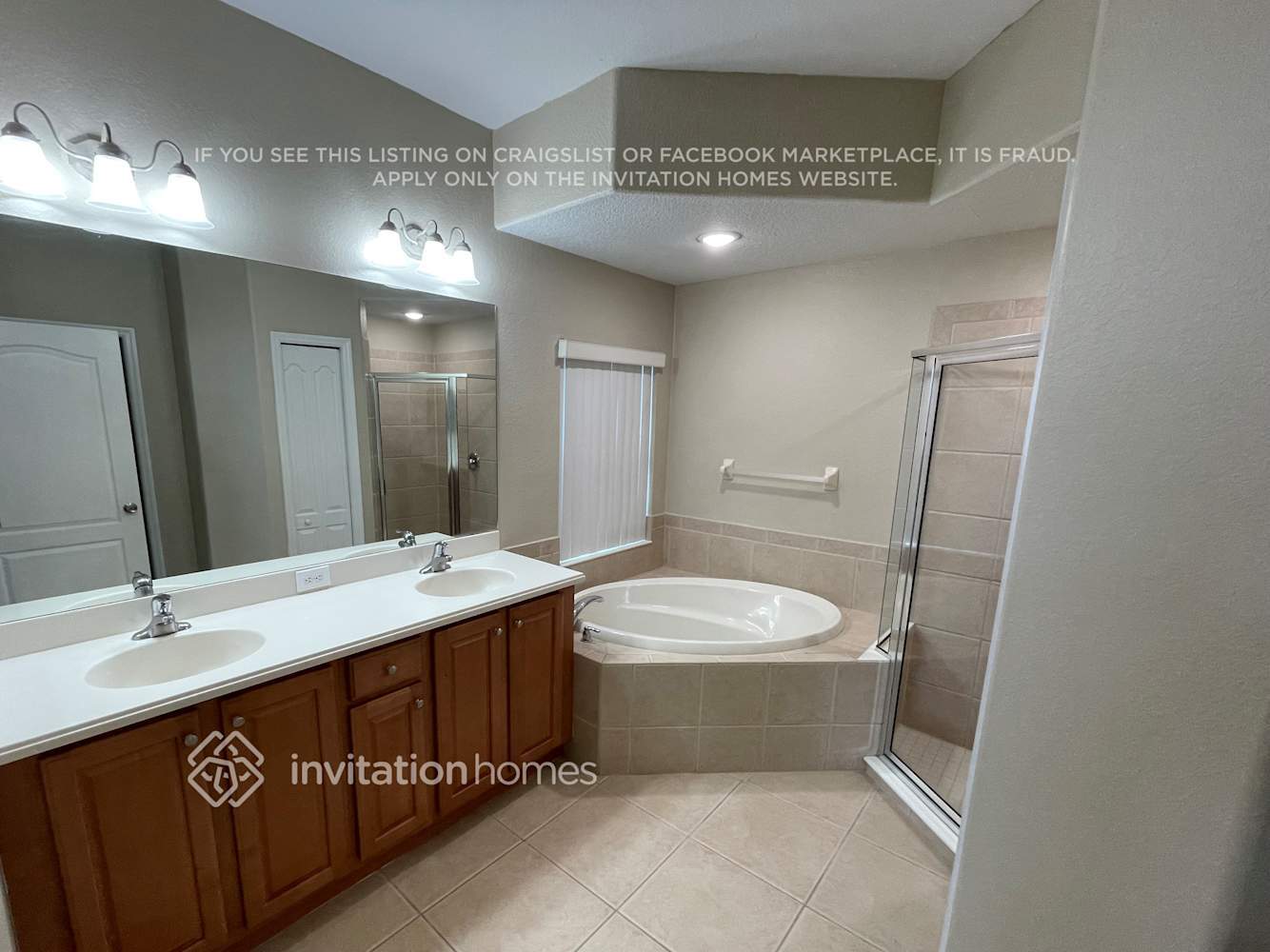 Building Photo - 2183 Chenille Ct
