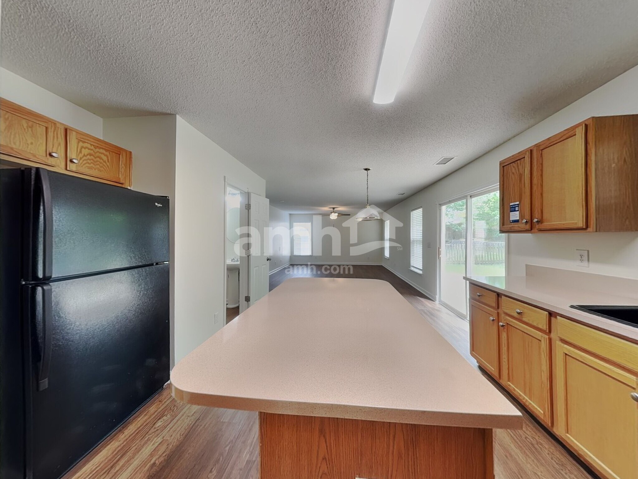 Building Photo - 1065 Meadowbrook Ln SW