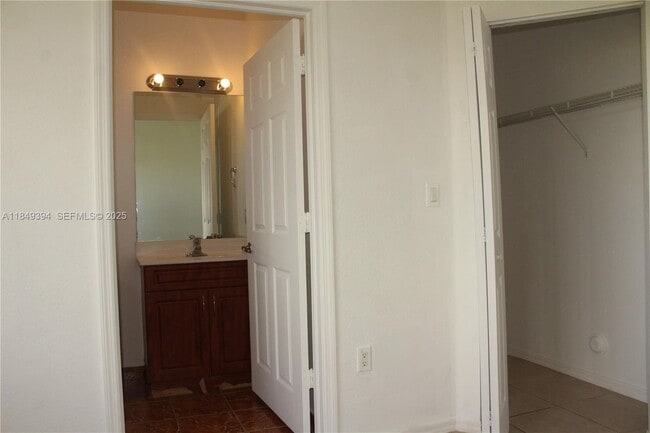 Building Photo - 10937 SW 181st Terrace