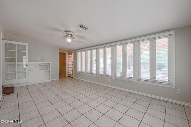 Building Photo - 57 W Lewis Ave