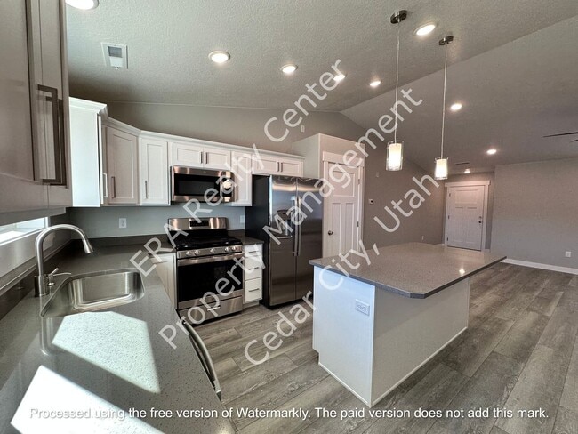 Building Photo - 3981 N Hawks Landing Loop